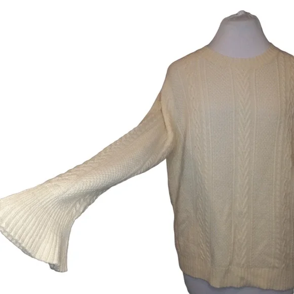 NWT J Crew Cream Crew Neck Flair Sleeve Wool Knit Sweater - Picture 3 of 7